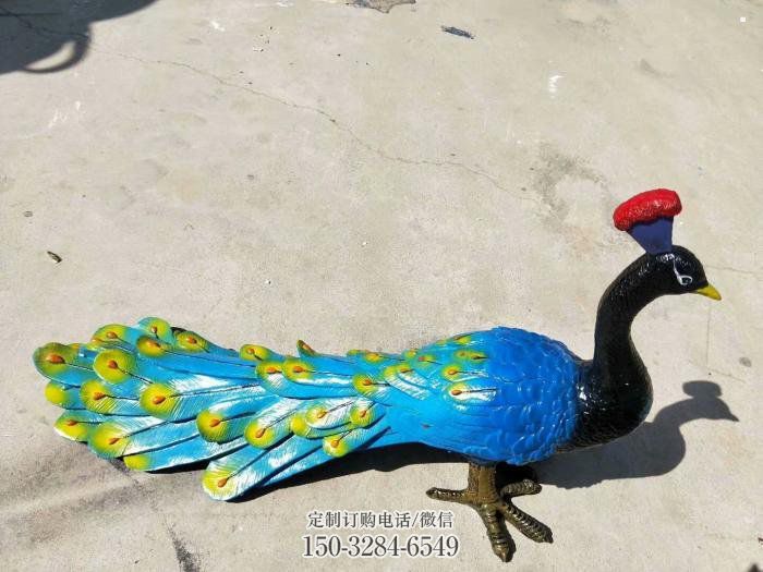 金凤彩绘孔雀雕塑制作选用,景区案例,动物美陈雕塑 金凤彩绘孔雀雕塑制作选用,景区案例,动物美陈雕塑