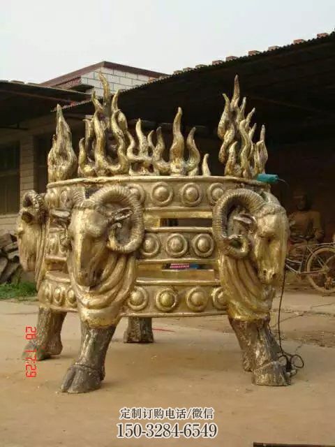 西吉广场福鼎雕塑 抽象景观小品 烤漆雕塑 西吉广场福鼎雕塑 抽象景观小品 烤漆雕塑